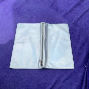 Baggu zipper clutch bag